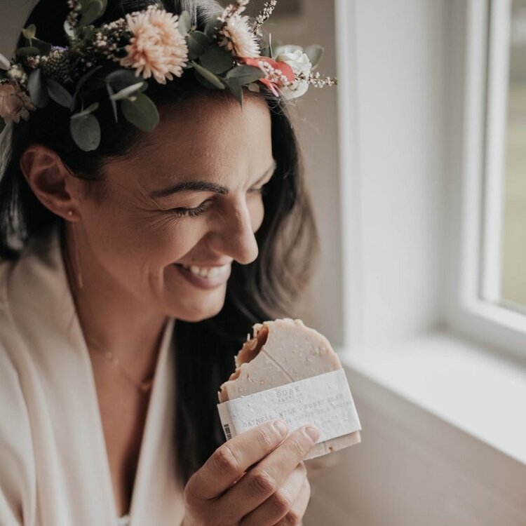 Soak Bath Co. Oatmeal, Milk and Honey Soap Bar