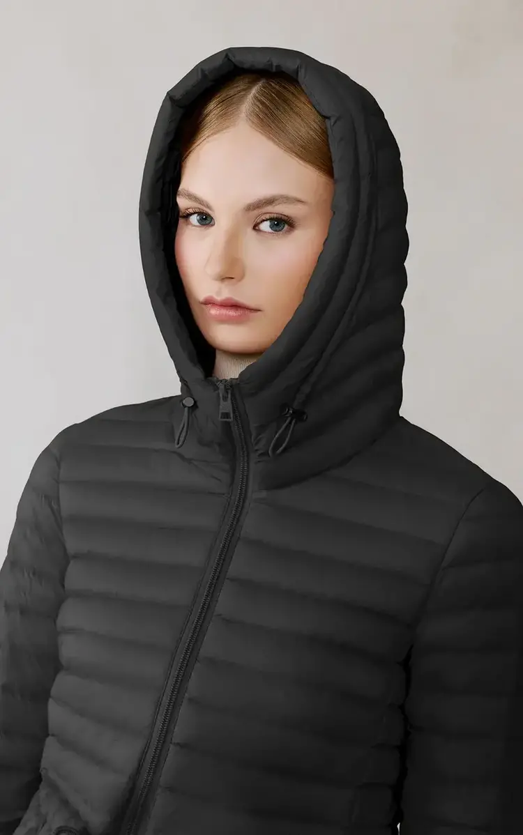 Soia & Kyo AYLEEN Packable Down Cinch-Waist Jacket Black