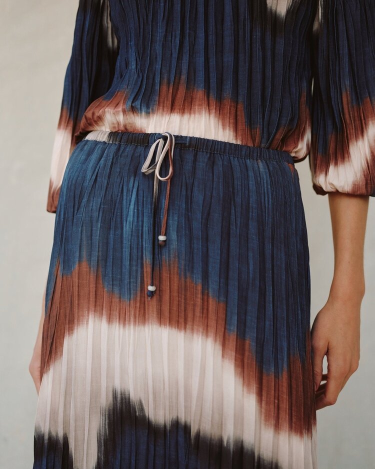 Bella Dahl Pleated Skirt With Tie Midnight Tides Print