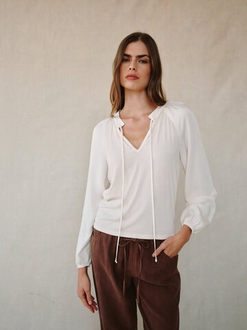 Bella Dahl Long Sleeve Raglan Mixed Shirt Ivory Stone