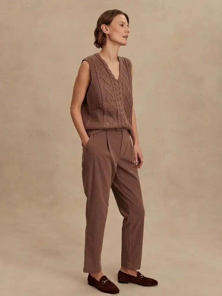 Varley Kay Cable Knit Vest Deep Taupe