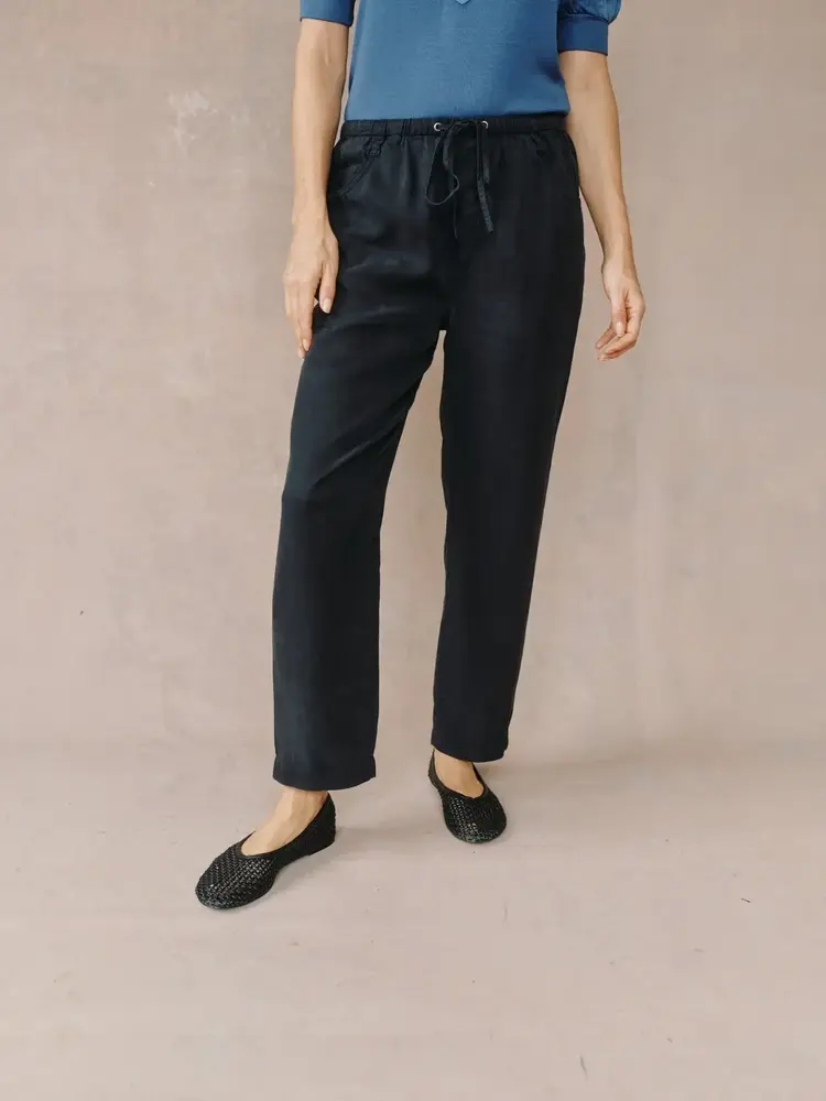 Bella Dahl Pull On Trouser Black