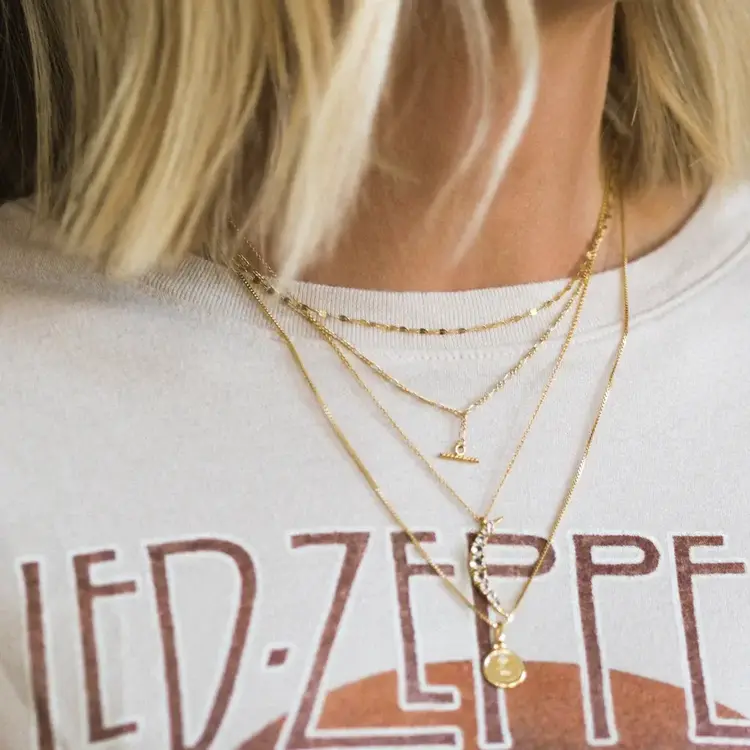 Leah Alexandra Shimmer Necklace 10K Gold