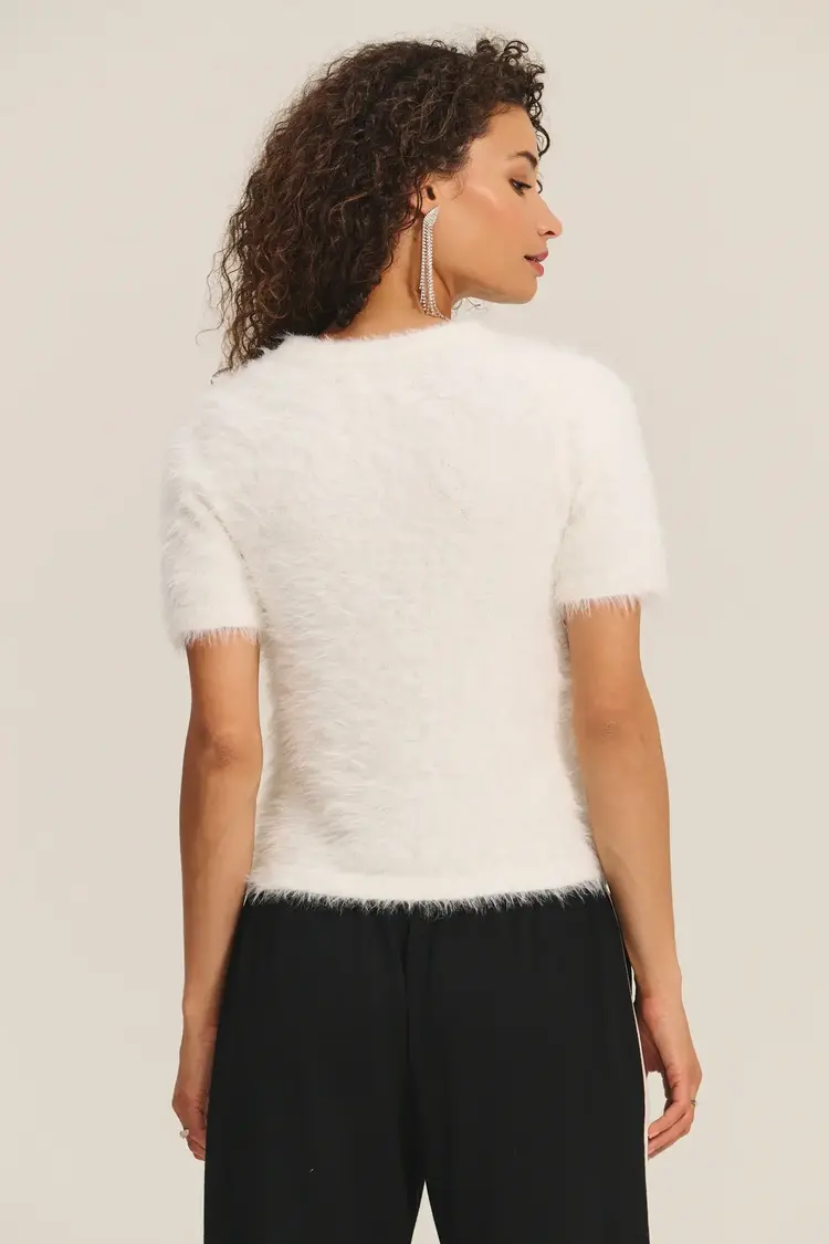 Velvet Feather Yarn Sweater Milk