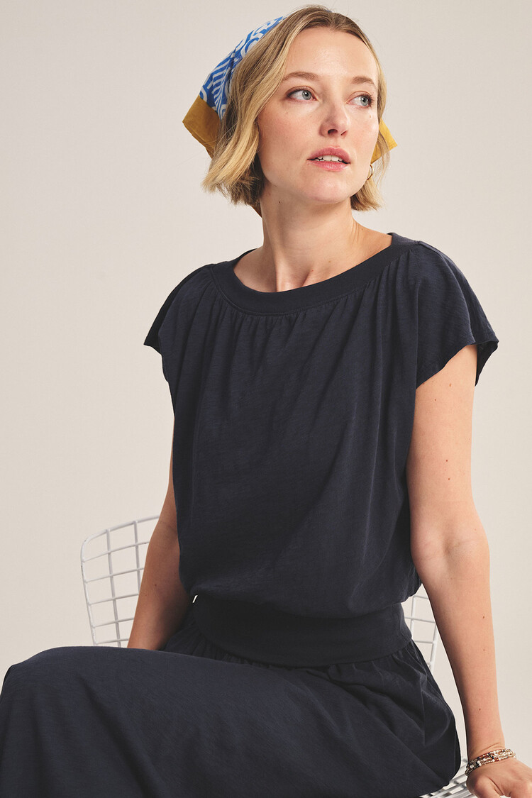 Velvet Auden Top Crater