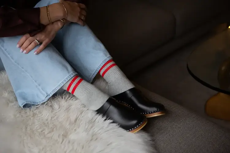 Unified Socks Gym Socks Grey Red Stripe