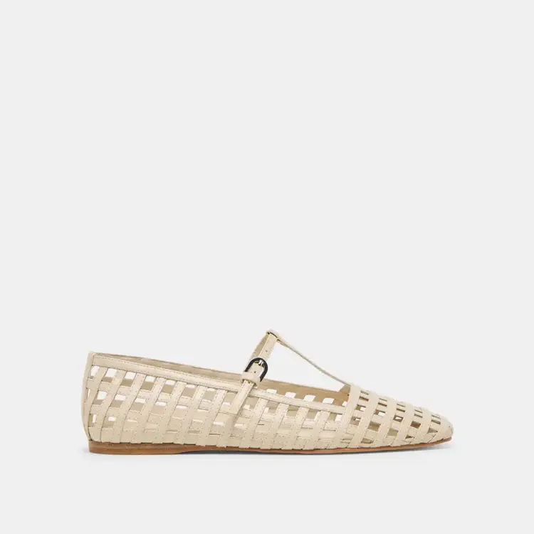 Dolce Vita Rains Ballet Flats Ivory Stella