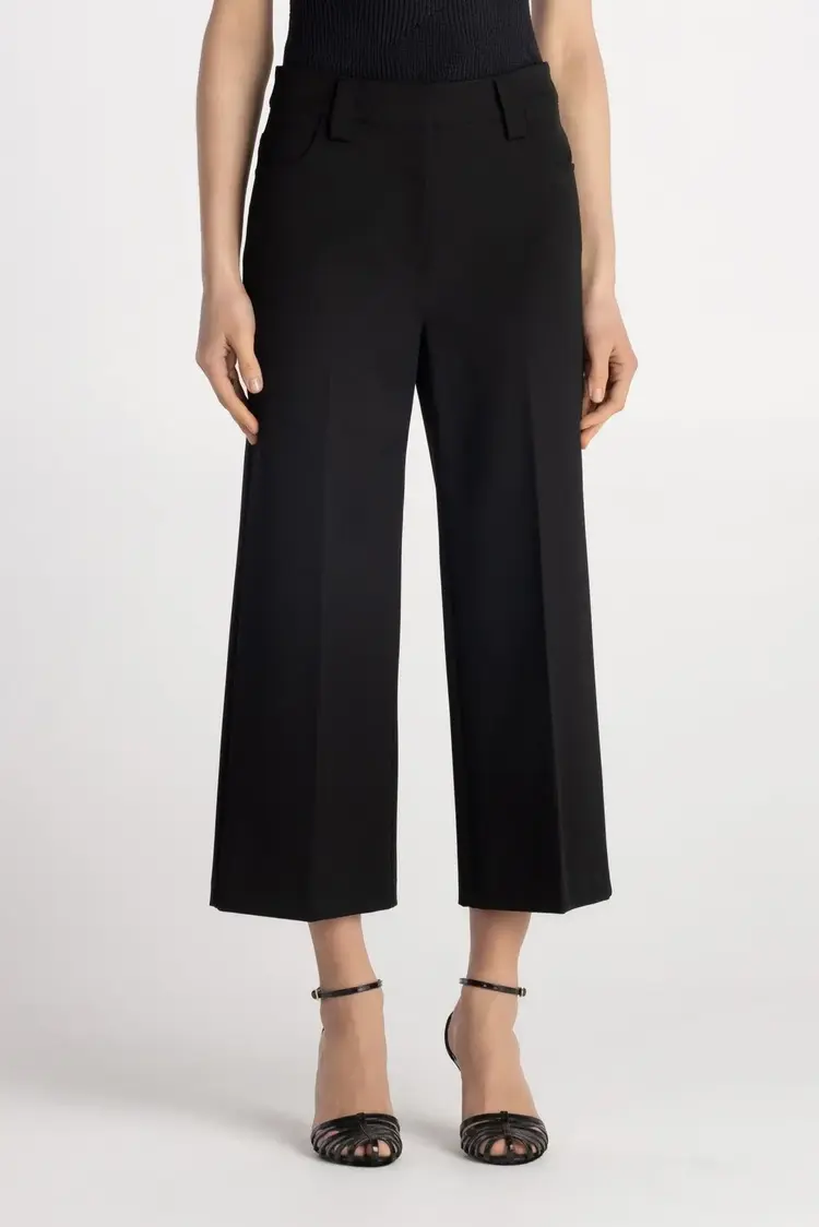 Pure & Simple The Night Cropped Pant True Black