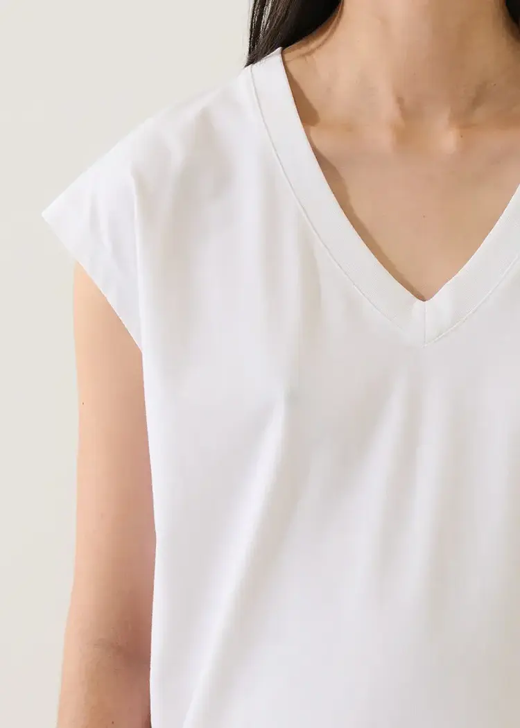 Patrick Assaraf Pima Cotton Stretch Dolman V-Neck Tee White