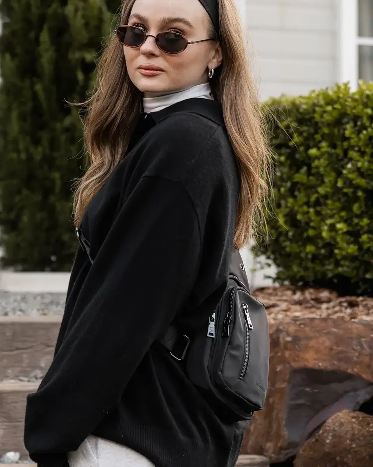 Louenhide Boyd Nylon Sling Bag Black