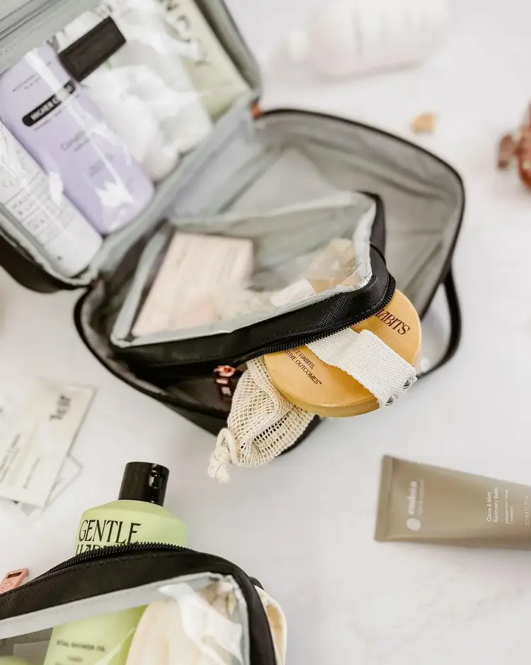 Louenhide Georgie Toiletry Case Black