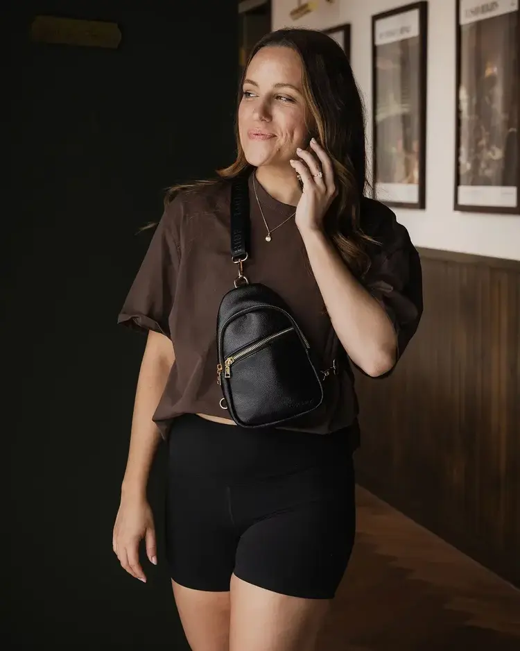 Louenhide Baby Bella Sling Bag Black