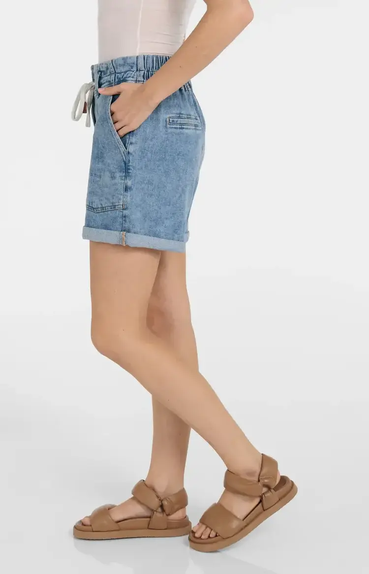 Yaya Loose Fit Worker Shorts Mid Blue Denim