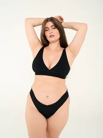 Huha Crossover Thong Black