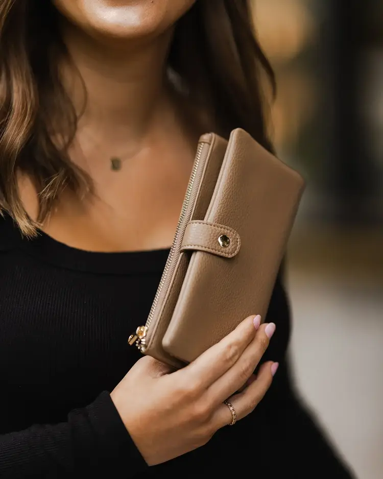 Louenhide Stella Wallet Latte