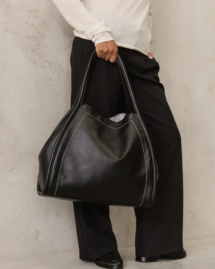 Louenhide Sutton Shoulder Bag Black
