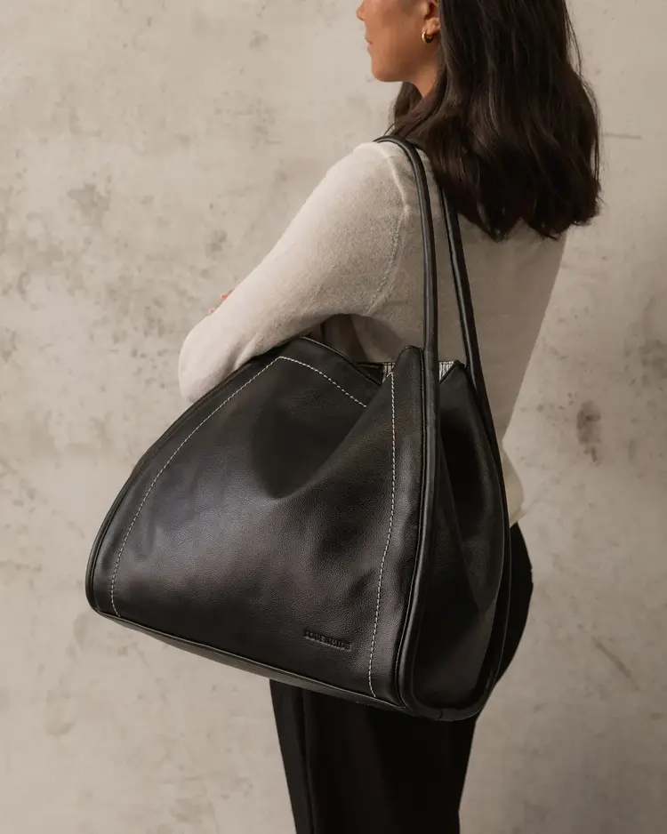 Louenhide Sutton Shoulder Bag Black