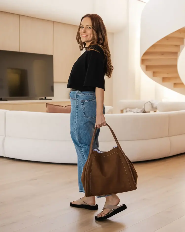 Louenhide Sutton Shoulder Bag Suede Tan