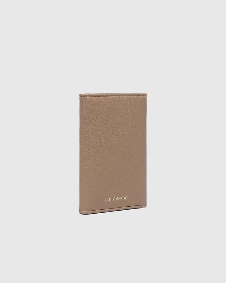 Louenhide Venice Passport Holder Mocha