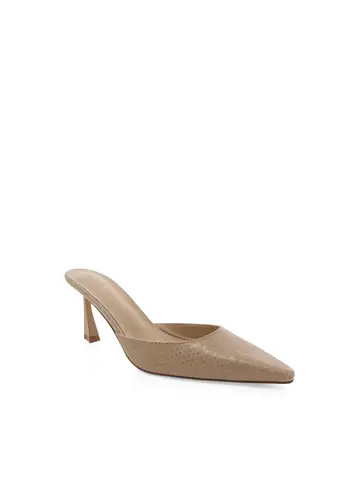 Billini Yovanni Heels Honey Scale