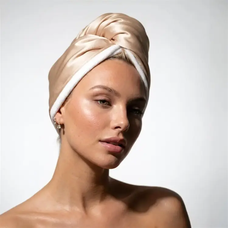 Honeylux Reversible Bamboo & Real Silk Wrap Champagne
