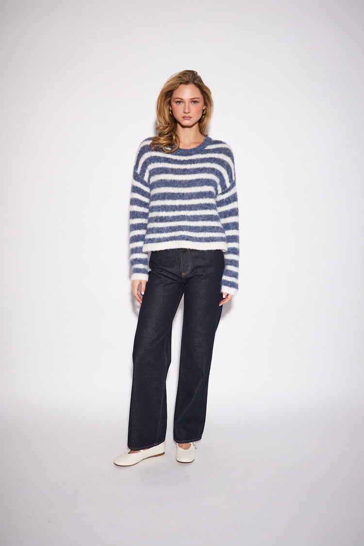 John & Jenn Carmen Sweater Denim Fade