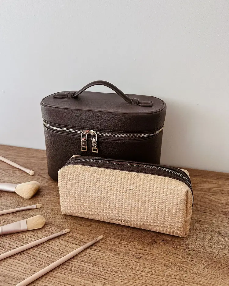 Louenhide Juliette & Brianna Cosmetic Set Chocolate