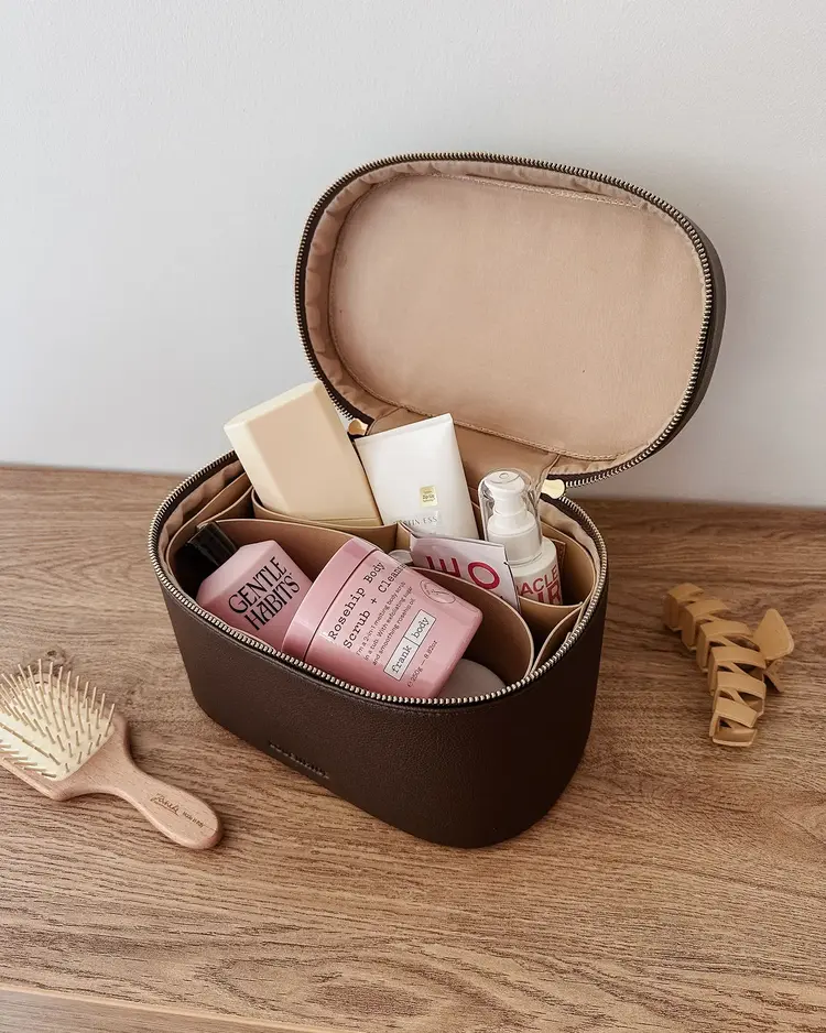 Louenhide Juliette & Brianna Cosmetic Set Chocolate