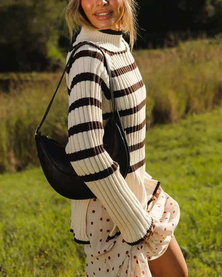 Louenhide Lane Crossbody Bag Black