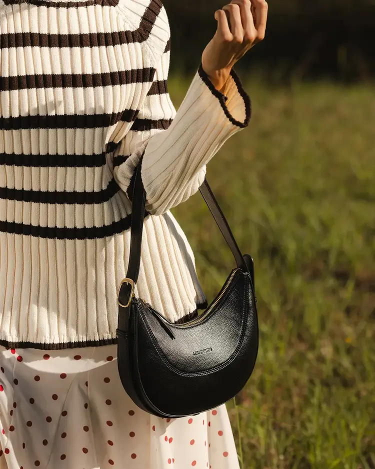 Louenhide Lane Crossbody Bag Black
