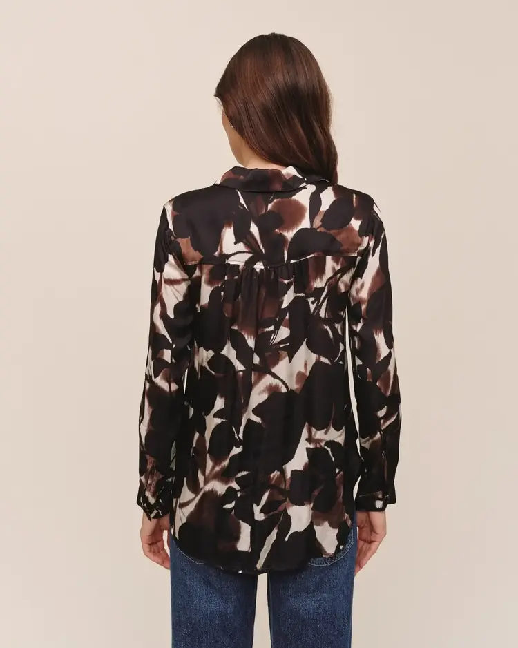 Bella Dahl Long Sleeve Round Hem Button Down Shadow Floral Print