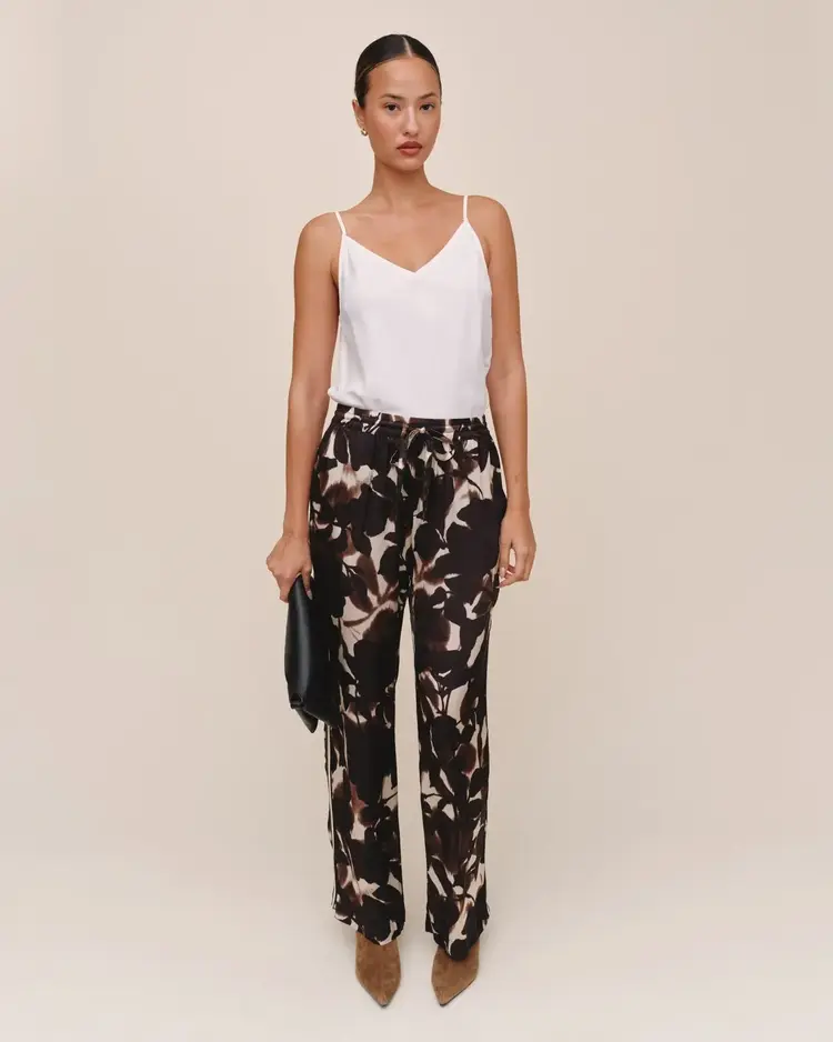 Bella Dahl Dressed Up Track Pant With Stripe Shadow Floral Print