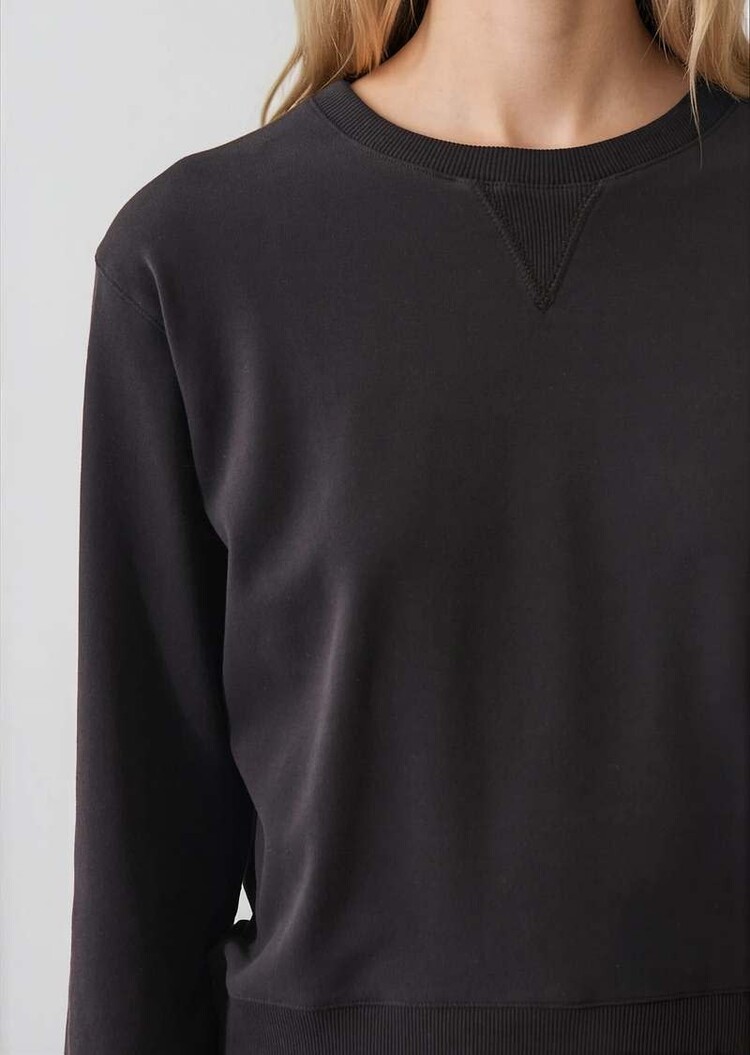 Patrick Assaraf Pima Cotton Stretch Cropped Sweatshirt Molasses