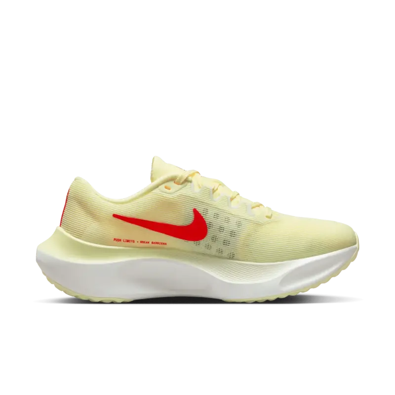 Nike Women's Zoom Fly 5