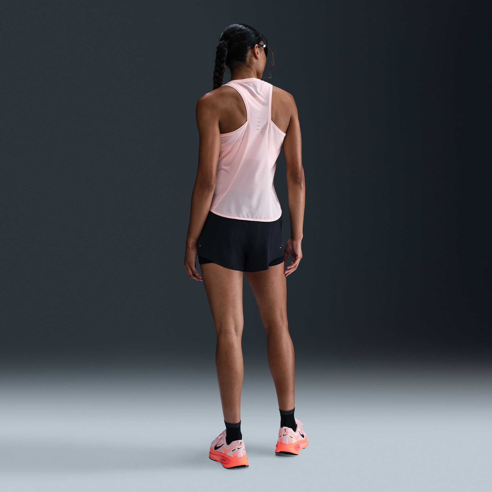 Nike WOMEN'S SWIFT RUNNING TANK