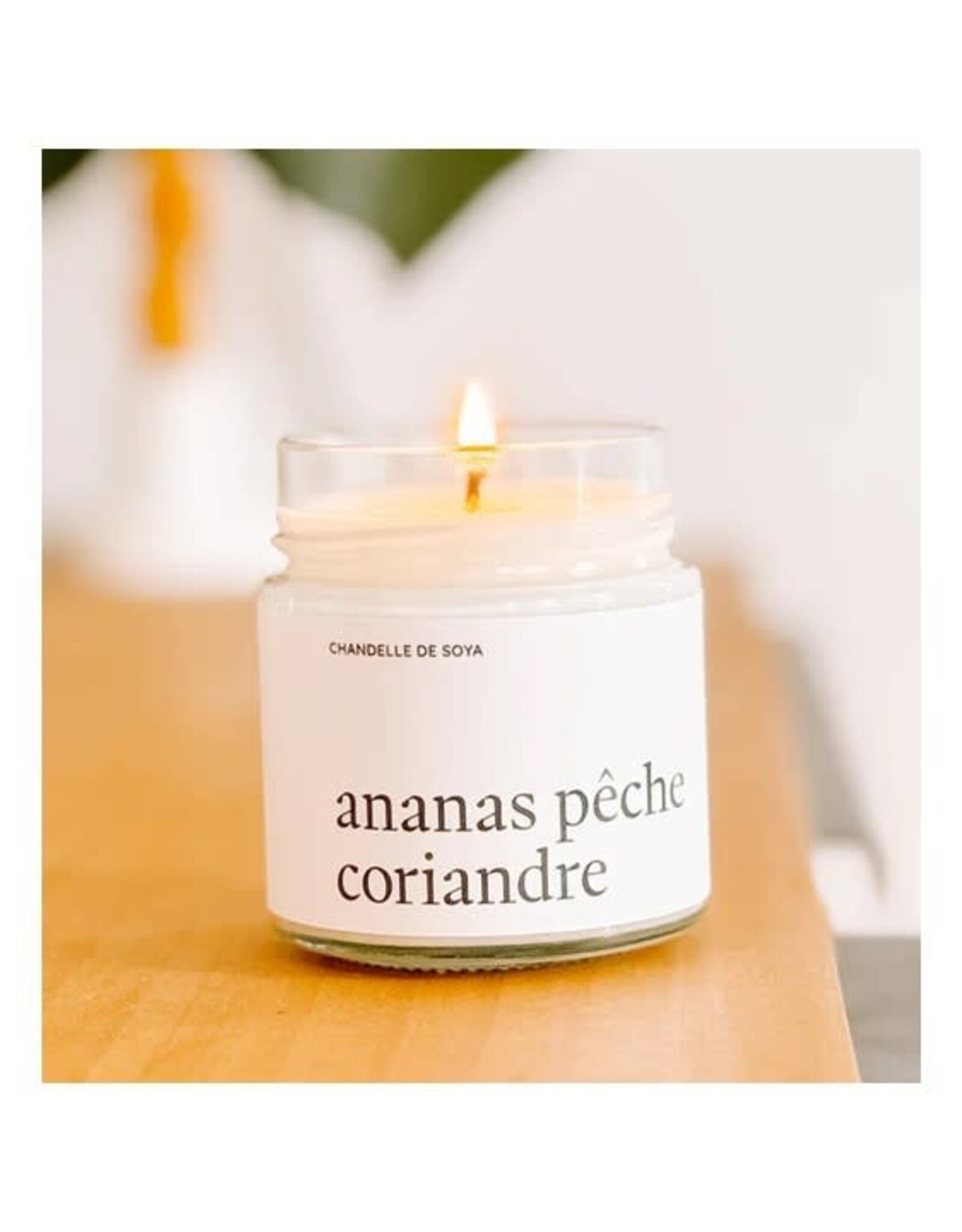 Marée Chandelles Bougie Ananas, pêche et coriandre   - 212ml