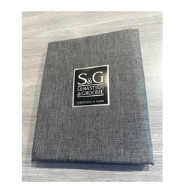 Nappe gris foncé