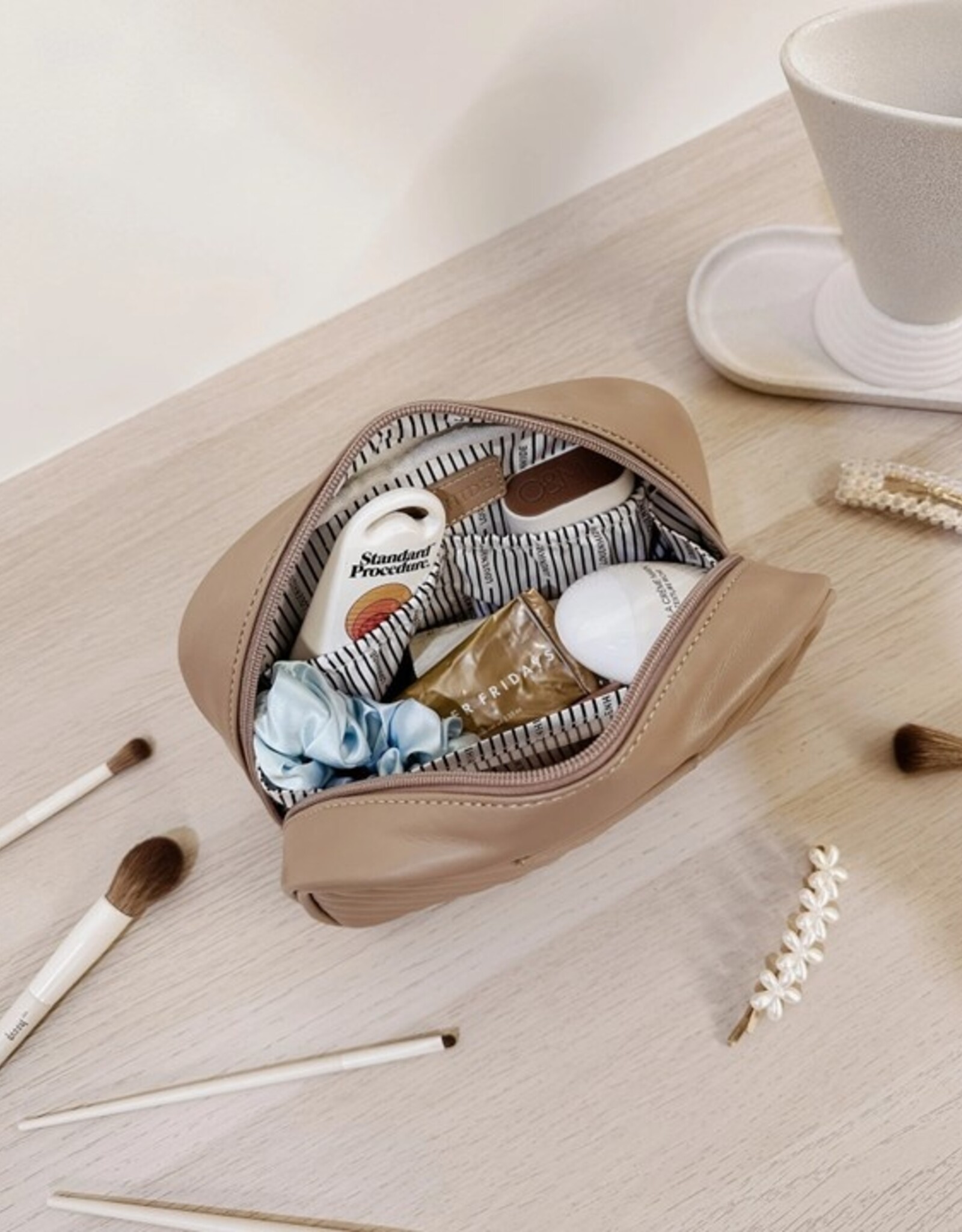 Louenhide Trousse Lacey  - Coffee