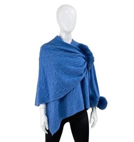 Châle + pompons bleu ciel