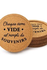 La maison du bar Ens Sous-verre - rempli de souvenirs