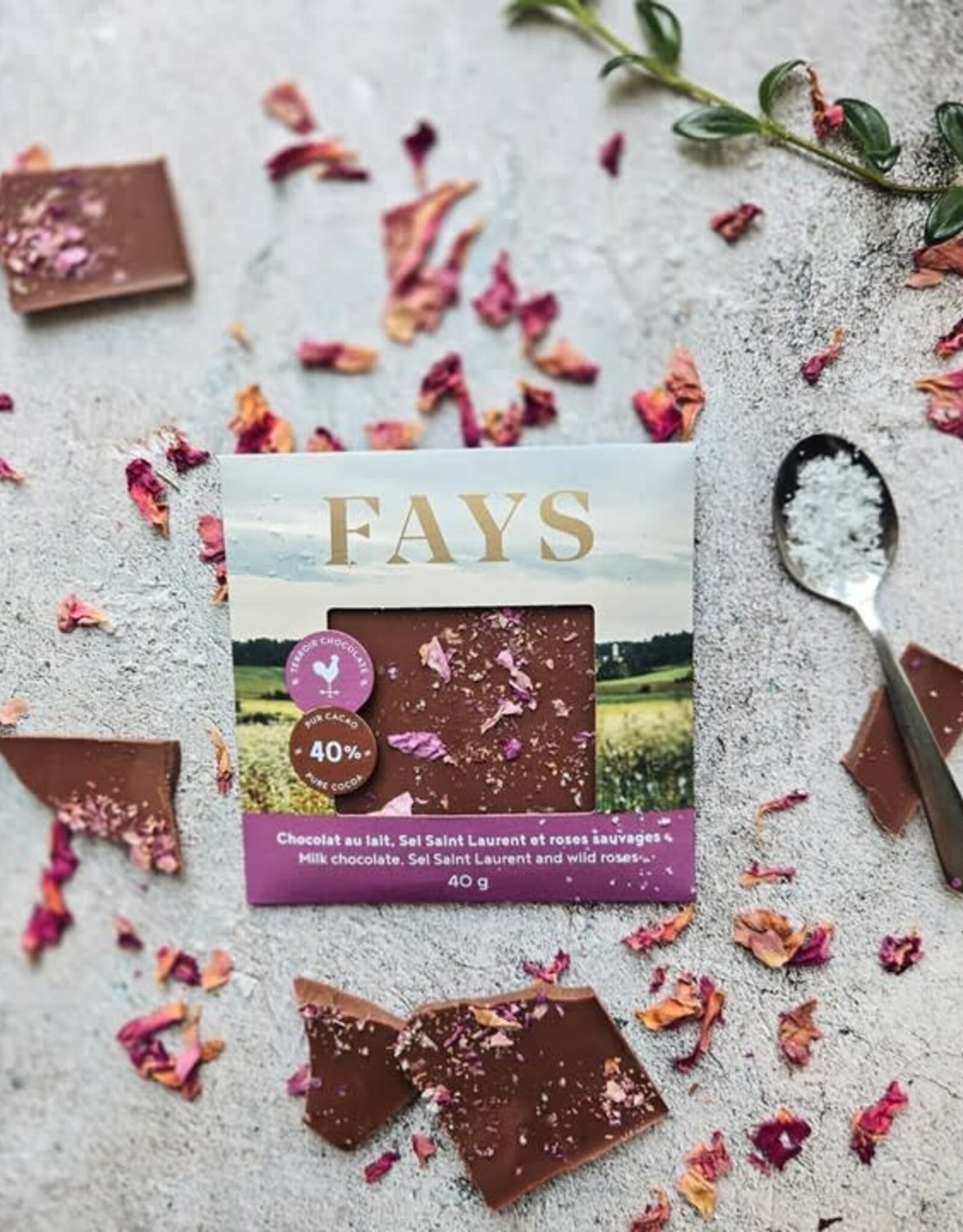 Fays terroir chocolaté Tablette Chocolat au lait, Sel  & Roses Sauvages 