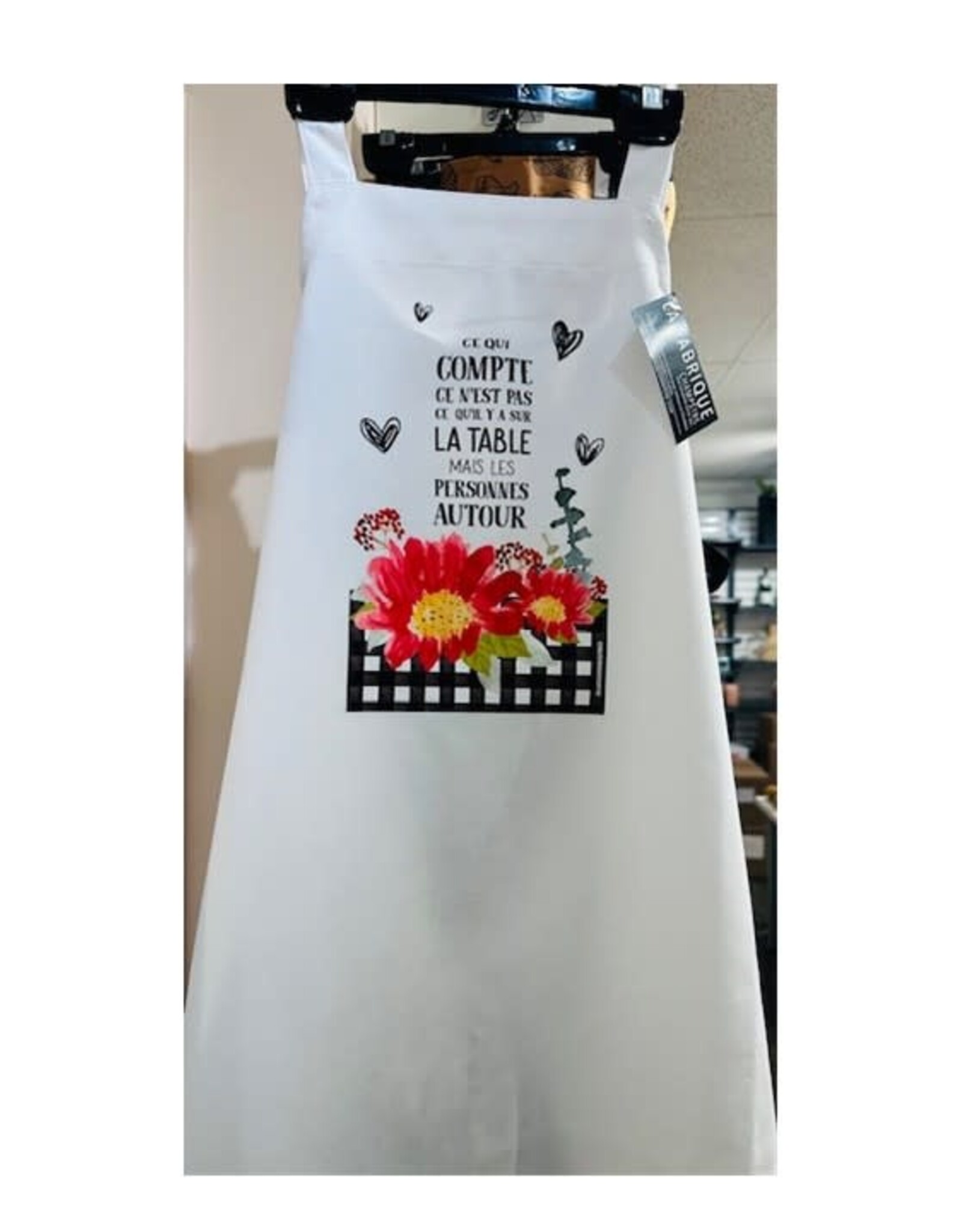 Fabrique Champêtre Tablier - Les personnes autour de la Table