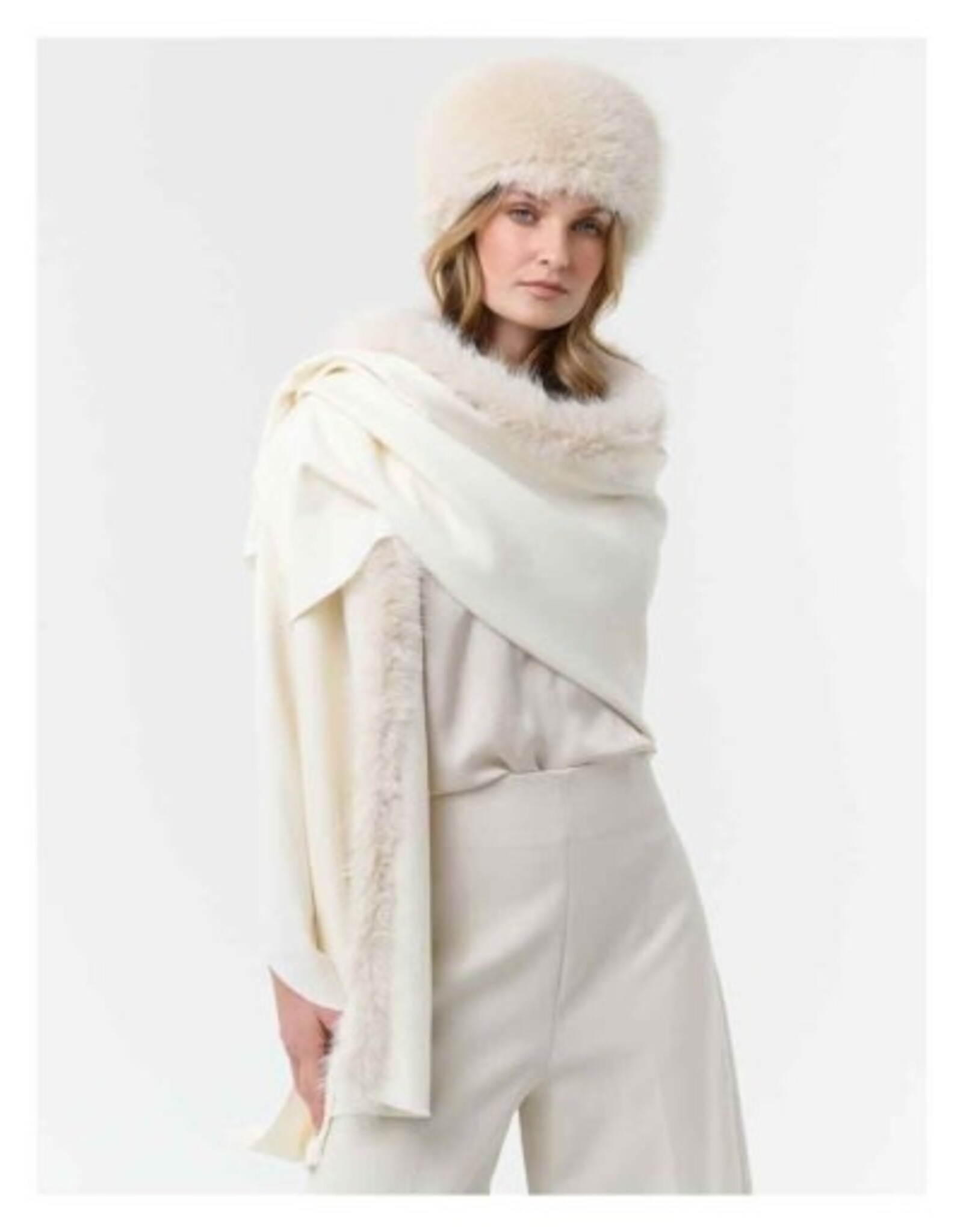 V. FRAAS Poncho avec bordure de fausse fourrure
