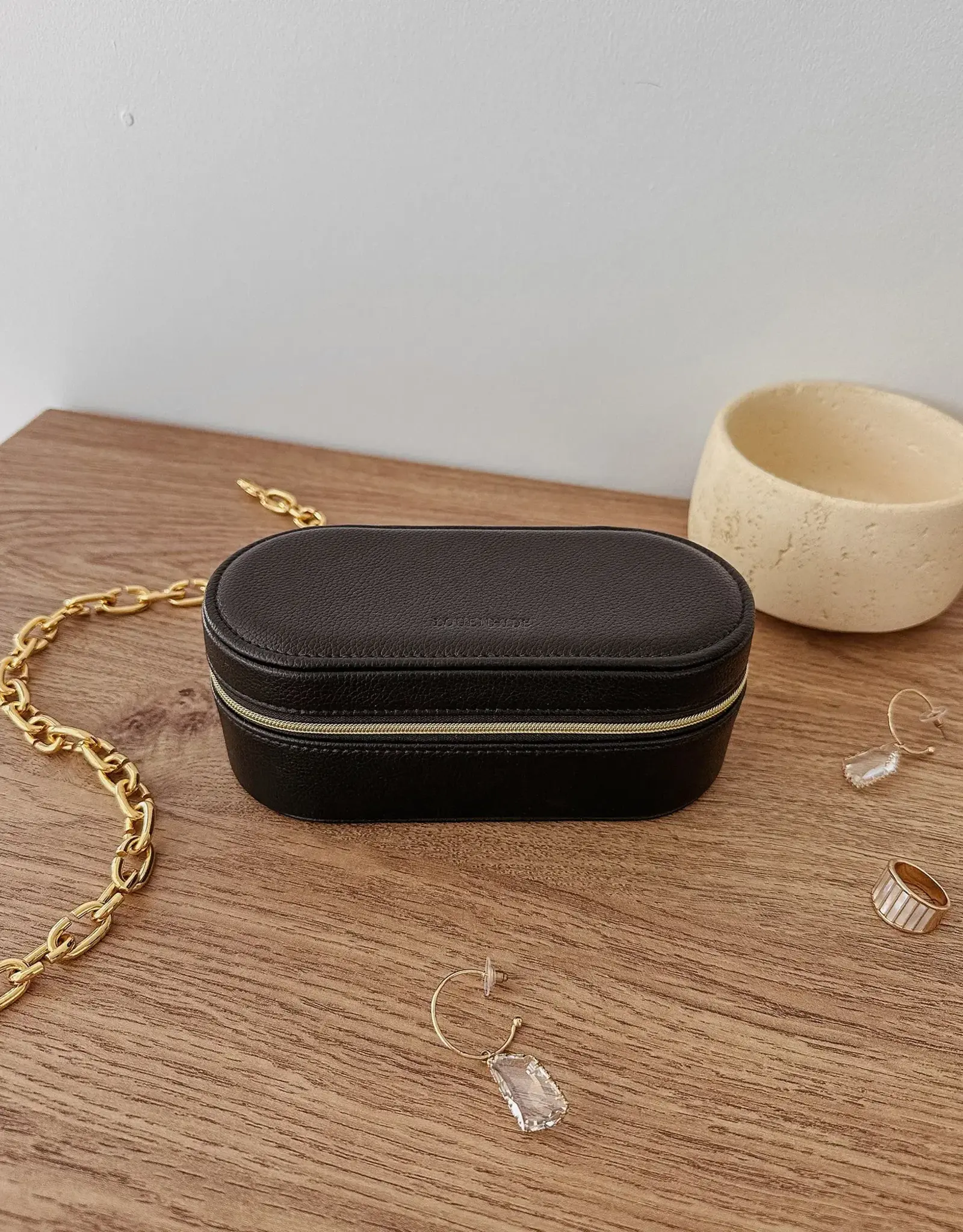Louenhide Étui bijoux Ovale Charlee - Noir