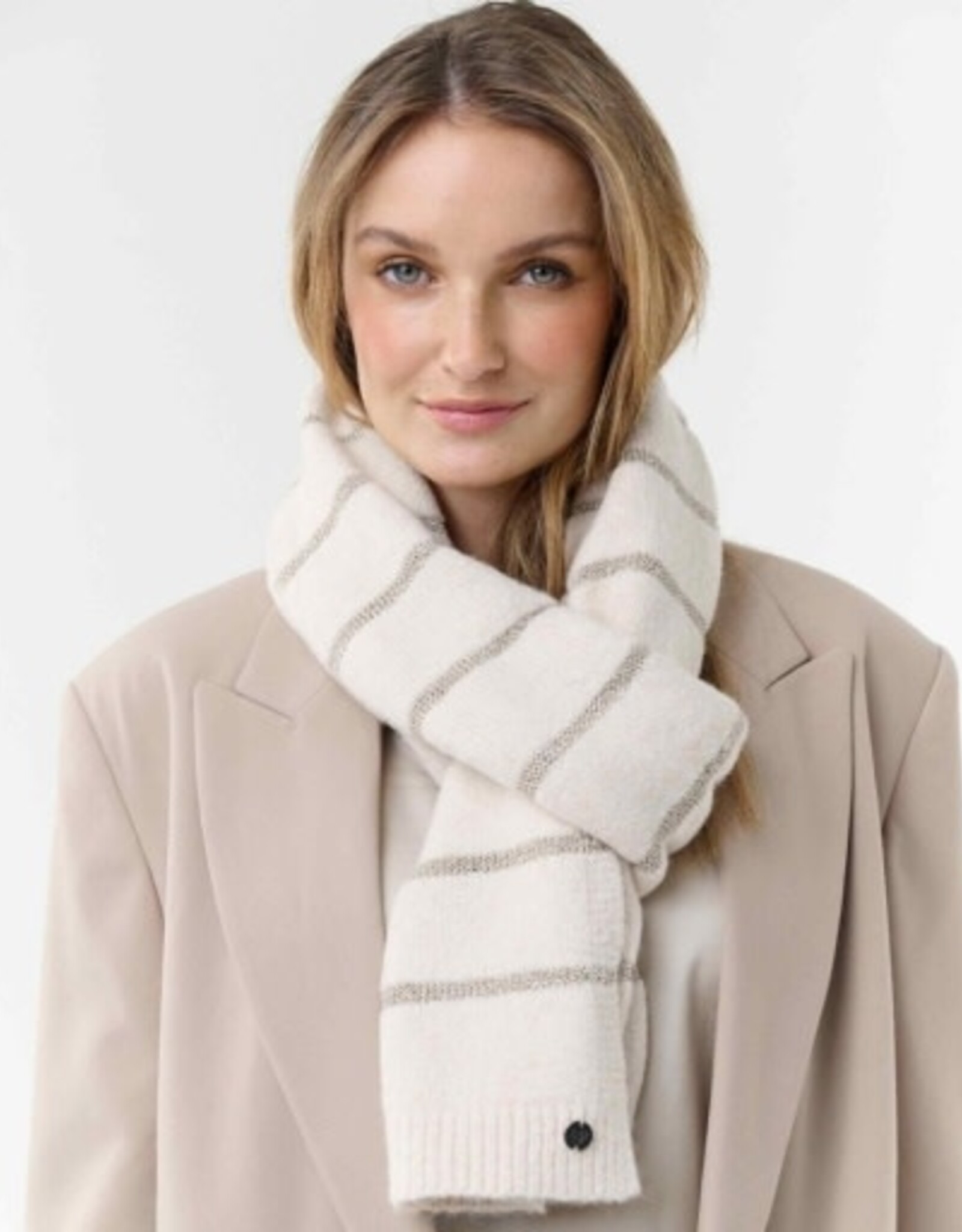 V. FRAAS Foulard tricot Ivoire rayures
