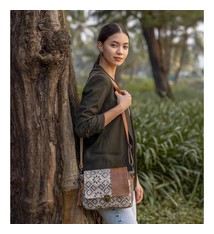 Myra Spellbound Messenger Bag