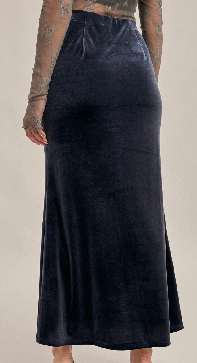Hem & Thread PULL-ON VELVET MAXI SKIRT
