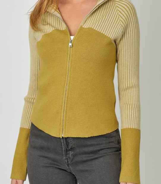 Mystree Fitted Mock Neck Zip Up Sweater