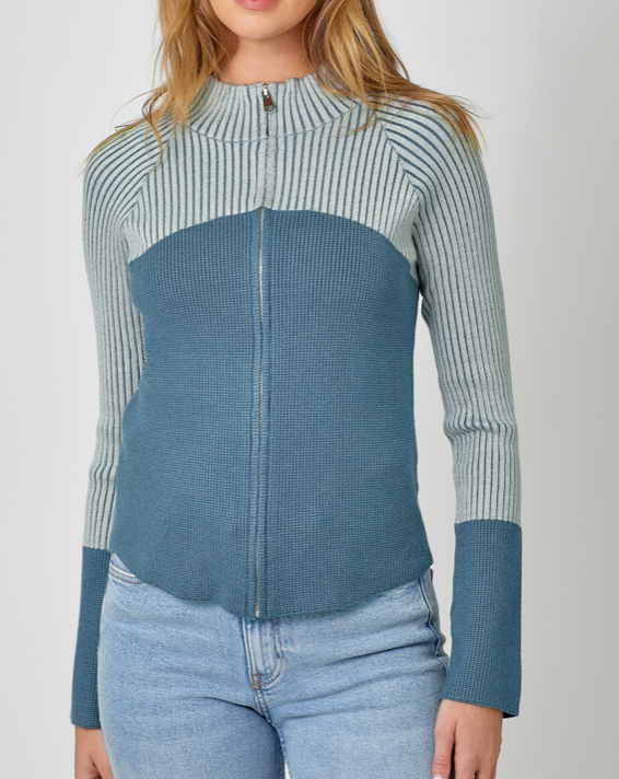 Mystree Fitted Mock Neck Zip Up Sweater