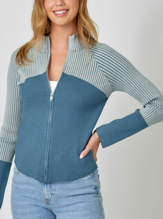 Mystree Fitted Mock Neck Zip Up Sweater